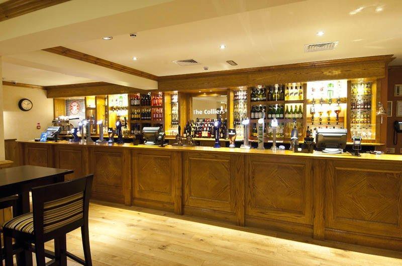 Premier Inn Rugeley Extérieur photo